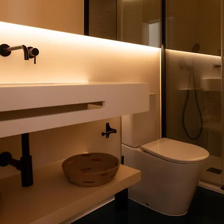 Stylish Downtown Loft * Oporto